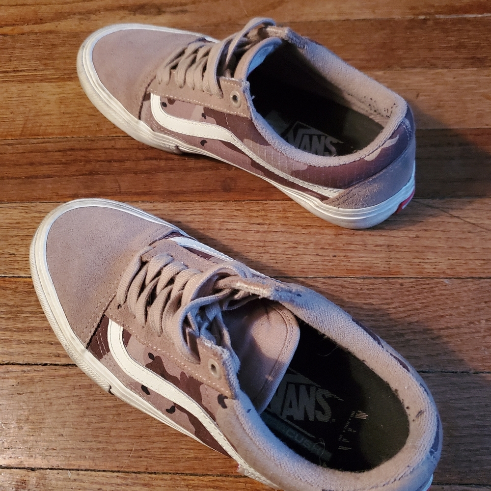 Vans - Picture 4 of 7
